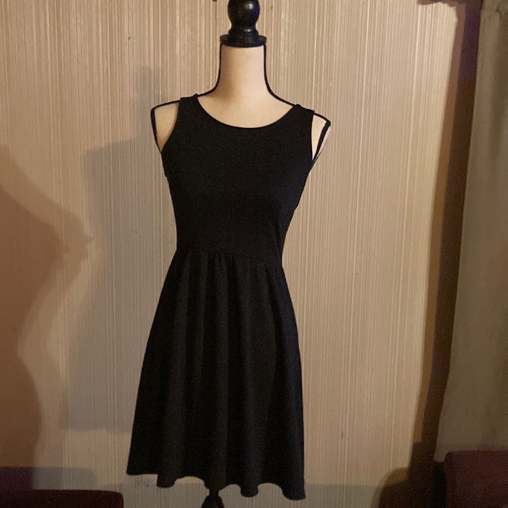 Old Navy Sleeveless Dress Black